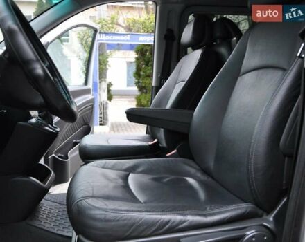 Серый Мерседес Виано, объемом двигателя 2.14 л и пробегом 202 тыс. км за 19900 $, фото 29 на Automoto.ua