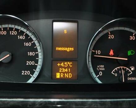 Серый Мерседес Виано, объемом двигателя 2.14 л и пробегом 202 тыс. км за 19900 $, фото 36 на Automoto.ua