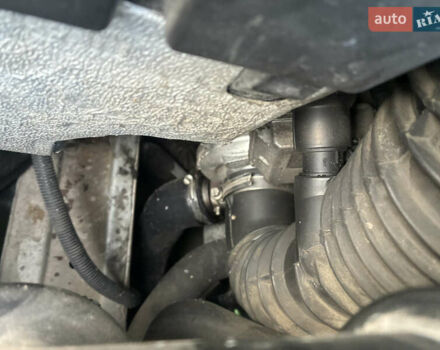 Сірий Мерседес Віано, об'ємом двигуна 2.15 л та пробігом 330 тис. км за 15999 $, фото 9 на Automoto.ua