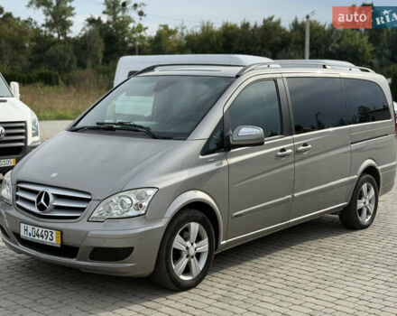 Мерседес Виано 2010 в Староконстантинов на Automoto.ua Серый Мерседес Виано, объемом двигателя 2.14 л и пробегом 271 тыс. км за 17700 $, фото 2 на Automoto.ua