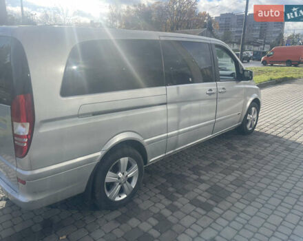 Сірий Мерседес Віано, об'ємом двигуна 2.15 л та пробігом 390 тис. км за 13500 $, фото 7 на Automoto.ua