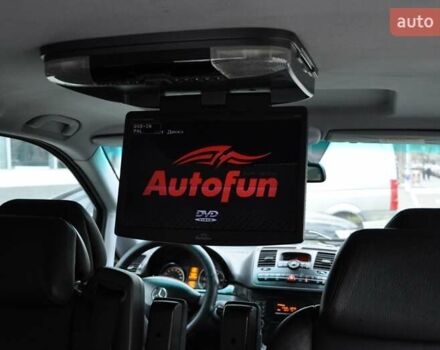 Серый Мерседес Виано, объемом двигателя 2.14 л и пробегом 202 тыс. км за 19900 $, фото 20 на Automoto.ua