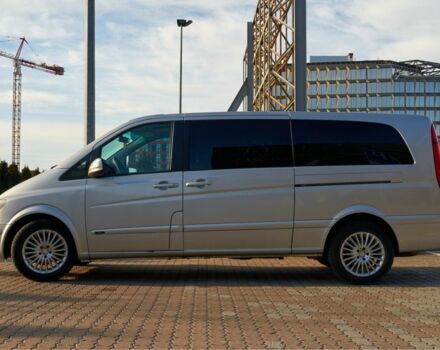 Серый Мерседес Виано, объемом двигателя 2.15 л и пробегом 380 тыс. км за 13500 $, фото 2 на Automoto.ua