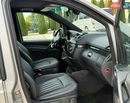 Мерседес Виано 2010 в Староконстантинов на Automoto.ua Серый Мерседес Виано, объемом двигателя 2.14 л и пробегом 271 тыс. км за 17700 $, фото 9 на Automoto.ua