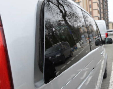 Серый Мерседес Виано, объемом двигателя 2.14 л и пробегом 202 тыс. км за 19900 $, фото 9 на Automoto.ua