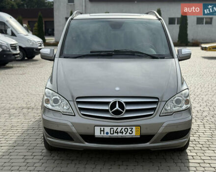 Мерседес Виано 2010 в Староконстантинов на Automoto.ua Серый Мерседес Виано, объемом двигателя 2.14 л и пробегом 271 тыс. км за 17700 $, фото 1 на Automoto.ua