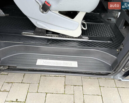 Серый Мерседес Виано, объемом двигателя 3 л и пробегом 279 тыс. км за 22500 $, фото 23 на Automoto.ua