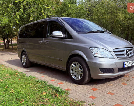 Серый Мерседес Виано, объемом двигателя 2.14 л и пробегом 315 тыс. км за 19500 $, фото 6 на Automoto.ua