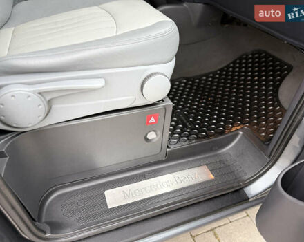 Серый Мерседес Виано, объемом двигателя 3 л и пробегом 279 тыс. км за 22500 $, фото 20 на Automoto.ua
