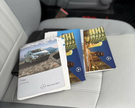 Серый Мерседес Виано, объемом двигателя 3 л и пробегом 279 тыс. км за 22500 $, фото 42 на Automoto.ua