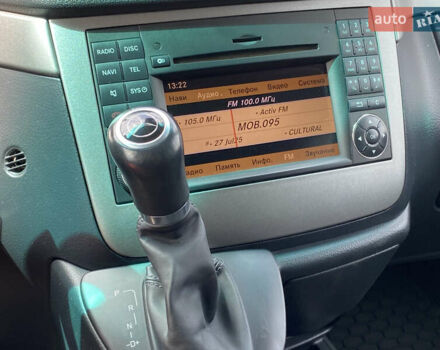 Серый Мерседес Виано, объемом двигателя 2.15 л и пробегом 280 тыс. км за 20500 $, фото 16 на Automoto.ua