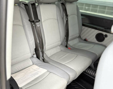 Серый Мерседес Виано, объемом двигателя 3 л и пробегом 279 тыс. км за 22500 $, фото 24 на Automoto.ua