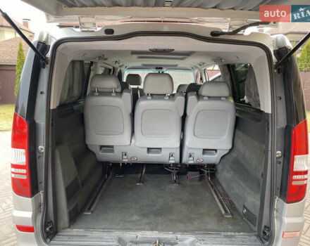 Серый Мерседес Виано, объемом двигателя 3.5 л и пробегом 305 тыс. км за 15700 $, фото 5 на Automoto.ua