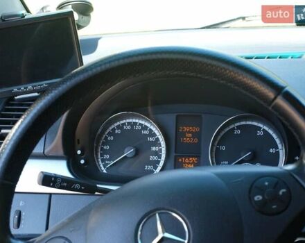 Серый Мерседес Виано, объемом двигателя 3 л и пробегом 239 тыс. км за 15000 $, фото 13 на Automoto.ua