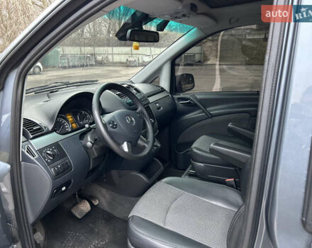 Серый Мерседес Виано, объемом двигателя 2.14 л и пробегом 392 тыс. км за 24000 $, фото 23 на Automoto.ua