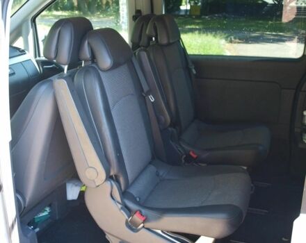 Серый Мерседес Виано, объемом двигателя 3 л и пробегом 224 тыс. км за 7700 $, фото 14 на Automoto.ua