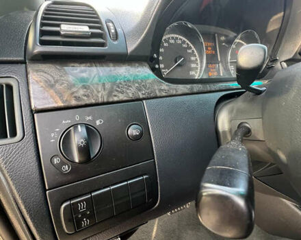 Сірий Мерседес Віано, об'ємом двигуна 3 л та пробігом 235 тис. км за 25600 $, фото 19 на Automoto.ua