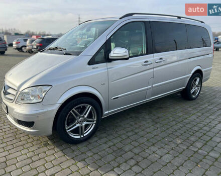 Сірий Мерседес Віано, об'ємом двигуна 3 л та пробігом 235 тис. км за 25600 $, фото 2 на Automoto.ua