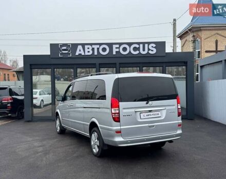 Серый Мерседес Виано, объемом двигателя 2.14 л и пробегом 300 тыс. км за 25990 $, фото 7 на Automoto.ua