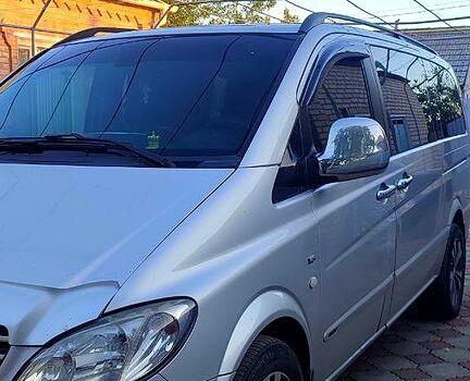 Серый Мерседес Виано, объемом двигателя 3 л и пробегом 308 тыс. км за 10500 $, фото 4 на Automoto.ua