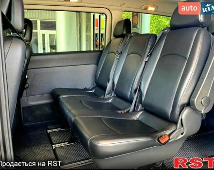 Сірий Мерседес Віано, об'ємом двигуна 3 л та пробігом 394 тис. км за 19299 $, фото 8 на Automoto.ua