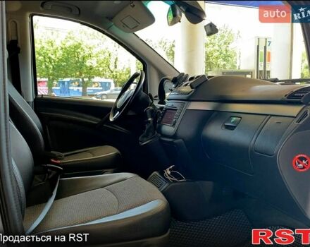 Сірий Мерседес Віано, об'ємом двигуна 3 л та пробігом 394 тис. км за 19299 $, фото 12 на Automoto.ua