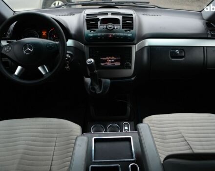 Сірий Мерседес Віано, об'ємом двигуна 3.5 л та пробігом 302 тис. км за 14300 $, фото 6 на Automoto.ua