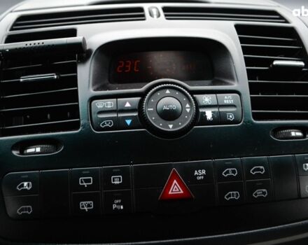 Сірий Мерседес Віано, об'ємом двигуна 3.5 л та пробігом 302 тис. км за 14300 $, фото 11 на Automoto.ua