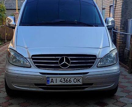 Серый Мерседес Виано, объемом двигателя 3 л и пробегом 308 тыс. км за 10500 $, фото 1 на Automoto.ua