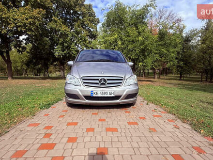 Сірий Мерседес Віано, об'ємом двигуна 2.14 л та пробігом 315 тис. км за 19500 $, фото 1 на Automoto.ua