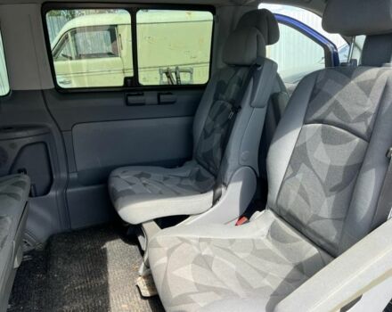 Синий Мерседес Виано, объемом двигателя 2.2 л и пробегом 300 тыс. км за 4999 $, фото 5 на Automoto.ua