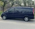 Синий Мерседес Виано, объемом двигателя 2.2 л и пробегом 460 тыс. км за 7000 $, фото 2 на Automoto.ua