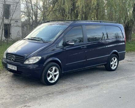Синий Мерседес Виано, объемом двигателя 2.2 л и пробегом 460 тыс. км за 7000 $, фото 1 на Automoto.ua