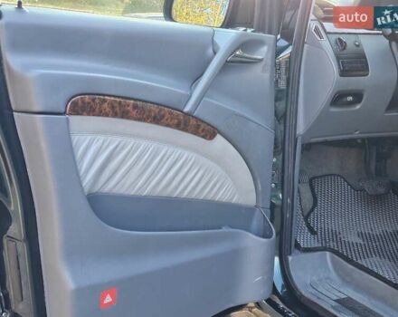 Зеленый Мерседес Виано, объемом двигателя 2.15 л и пробегом 315 тыс. км за 12200 $, фото 11 на Automoto.ua