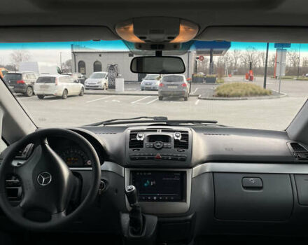 Зеленый Мерседес Виано, объемом двигателя 2.15 л и пробегом 400 тыс. км за 11900 $, фото 5 на Automoto.ua