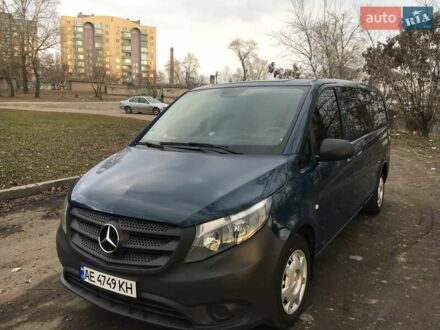 Мерседес Vito 114 2015 у Дніпро (Дніпропетровську) на Automoto.ua Синій Мерседес Vito 114, об'ємом двигуна 2.1 л та пробігом 245 тис. км за 18000 $, фото 1 на Automoto.ua