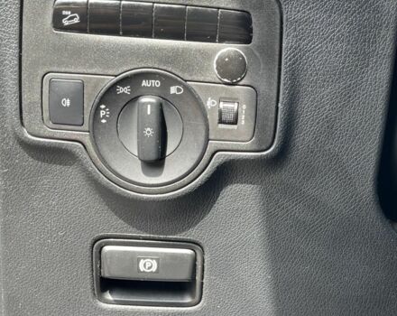 Белый Мерседес Вито, объемом двигателя 2 л и пробегом 230 тыс. км за 26000 $, фото 9 на Automoto.ua