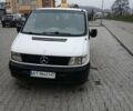 Белый Мерседес Вито, объемом двигателя 2.15 л и пробегом 346 тыс. км за 3700 $, фото 6 на Automoto.ua
