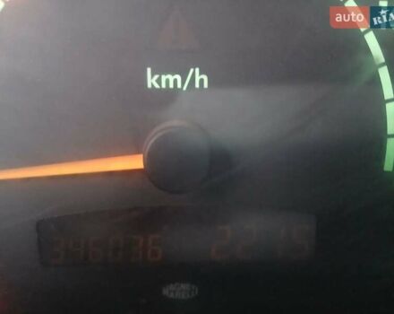 Белый Мерседес Вито, объемом двигателя 2.15 л и пробегом 346 тыс. км за 3700 $, фото 13 на Automoto.ua