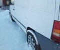 Белый Мерседес Вито, объемом двигателя 2.1 л и пробегом 300 тыс. км за 4000 $, фото 1 на Automoto.ua