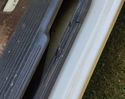 Білий Мерседес Віто, об'ємом двигуна 2.15 л та пробігом 350 тис. км за 4499 $, фото 12 на Automoto.ua