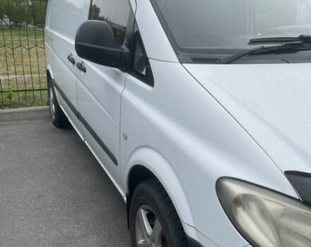 Білий Мерседес Віто, об'ємом двигуна 2.15 л та пробігом 355 тис. км за 6700 $, фото 5 на Automoto.ua