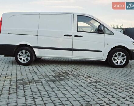 Белый Мерседес Вито, объемом двигателя 2.15 л и пробегом 388 тыс. км за 4800 $, фото 31 на Automoto.ua