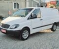 Белый Мерседес Вито, объемом двигателя 2.15 л и пробегом 388 тыс. км за 4800 $, фото 1 на Automoto.ua