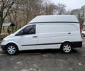 Белый Мерседес Вито, объемом двигателя 2.15 л и пробегом 570 тыс. км за 7500 $, фото 4 на Automoto.ua