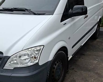 Белый Мерседес Вито, объемом двигателя 2.14 л и пробегом 270 тыс. км за 10500 $, фото 4 на Automoto.ua