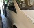 Белый Мерседес Вито, объемом двигателя 2.14 л и пробегом 330 тыс. км за 5000 $, фото 2 на Automoto.ua