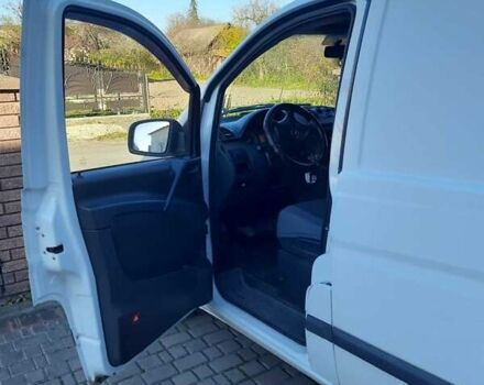 Белый Мерседес Вито, объемом двигателя 2.14 л и пробегом 456 тыс. км за 8000 $, фото 29 на Automoto.ua