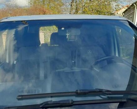 Белый Мерседес Вито, объемом двигателя 2.14 л и пробегом 456 тыс. км за 8000 $, фото 24 на Automoto.ua