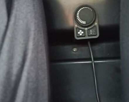 Белый Мерседес Вито, объемом двигателя 2.14 л и пробегом 213 тыс. км за 13500 $, фото 7 на Automoto.ua